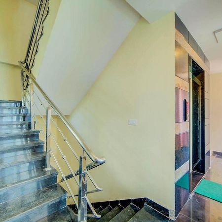 Super Hotel O White Ridge Sururnagar Luaran gambar