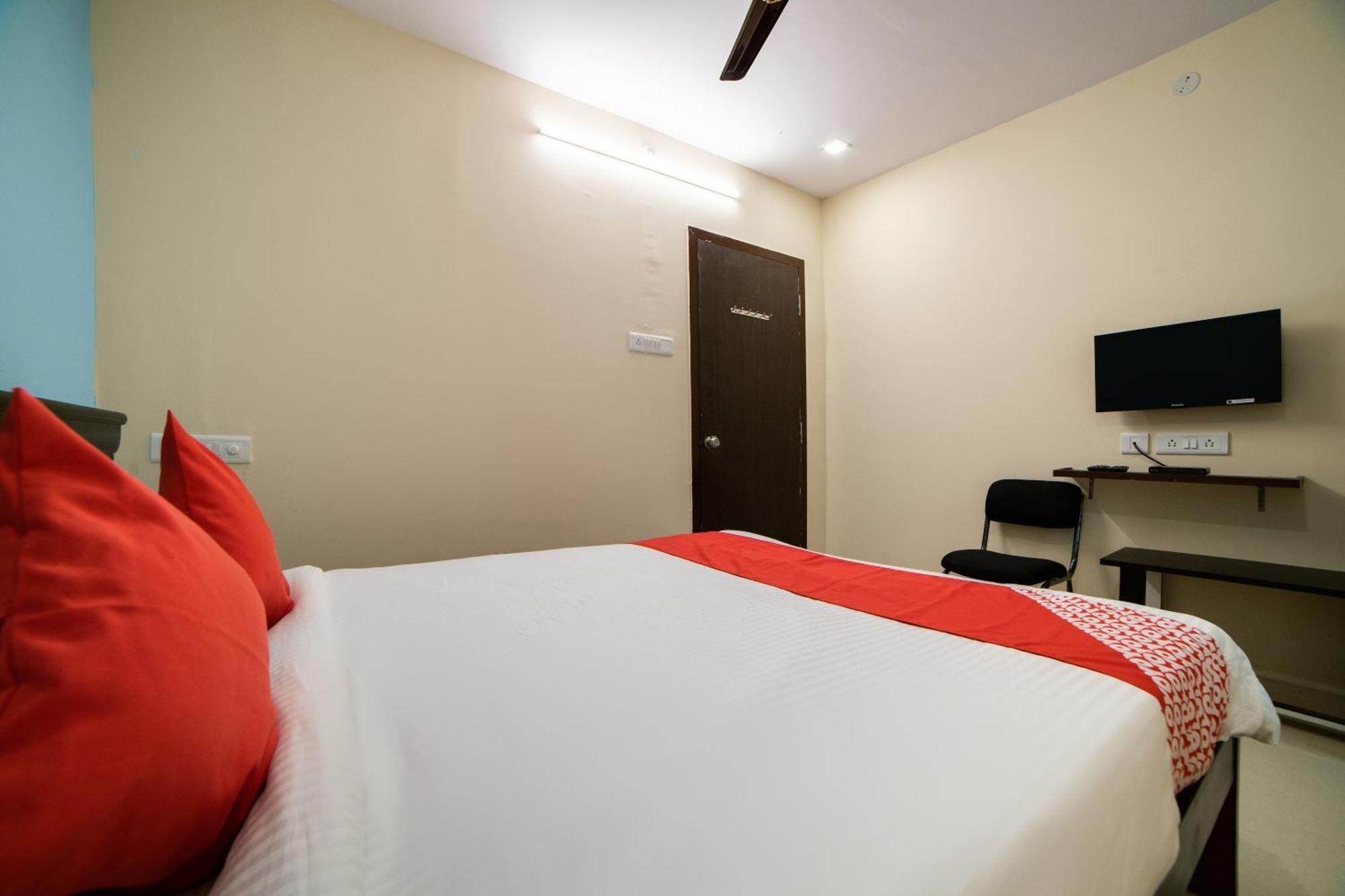 Super Hotel O White Ridge Sururnagar Luaran gambar